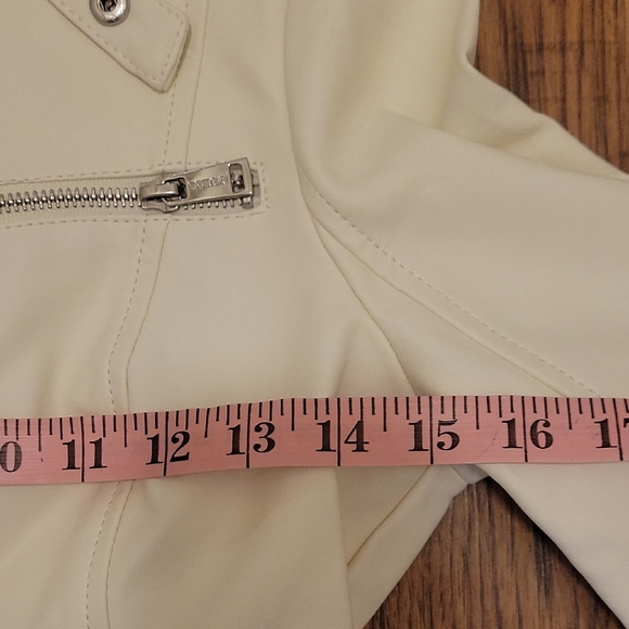 Guess Cream and Gray Leather Jacket with Modern Design - Picture 8 of 12